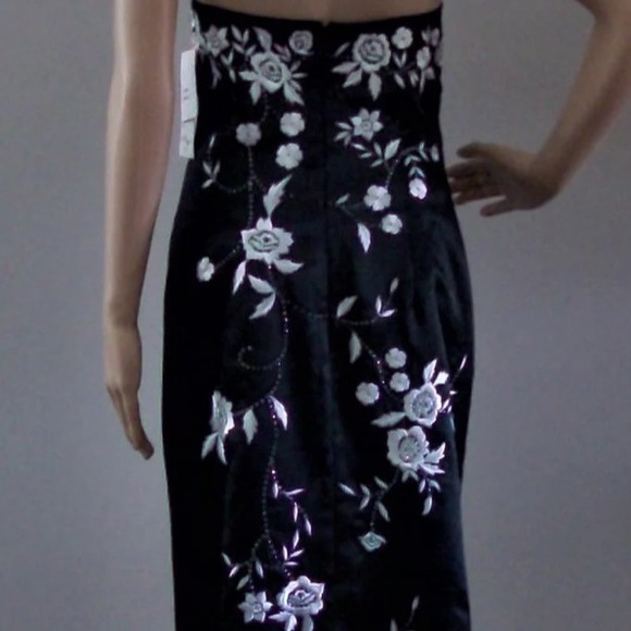 Faviana 7/8 black satin strapless full length dress, embroidery, beading & train - Picture 8 of 13